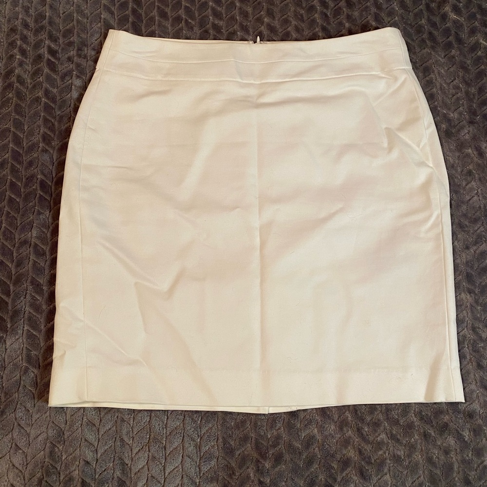 Banana Republic Cream Pencil Skirt